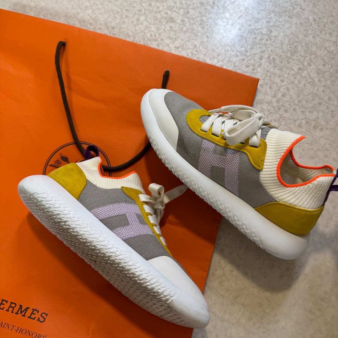 에르메스 크루 스니커즈 37 상품이미지4