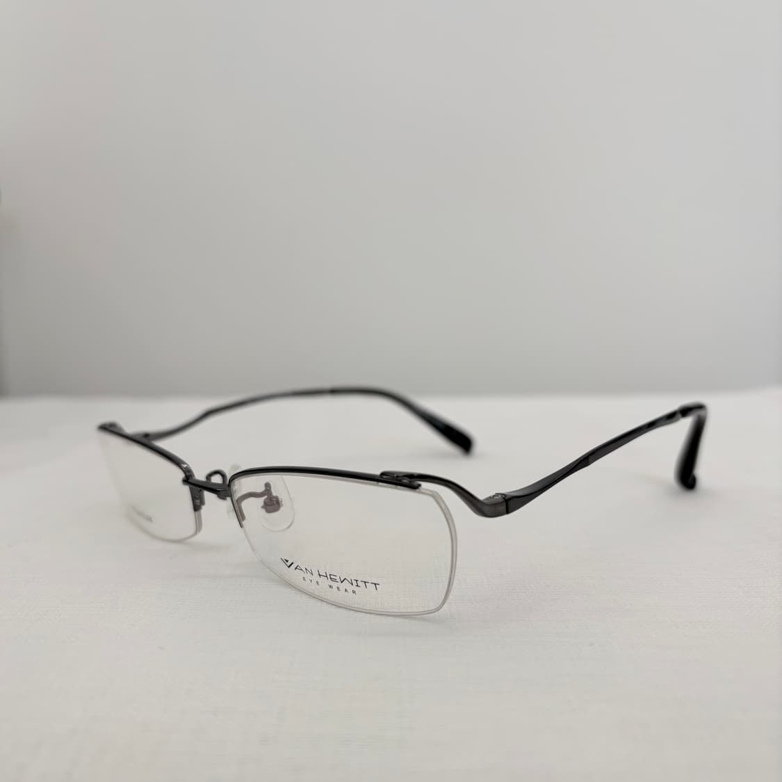 VAN HEWITT 반휴잇 실버그레이 반무테  상품이미지2