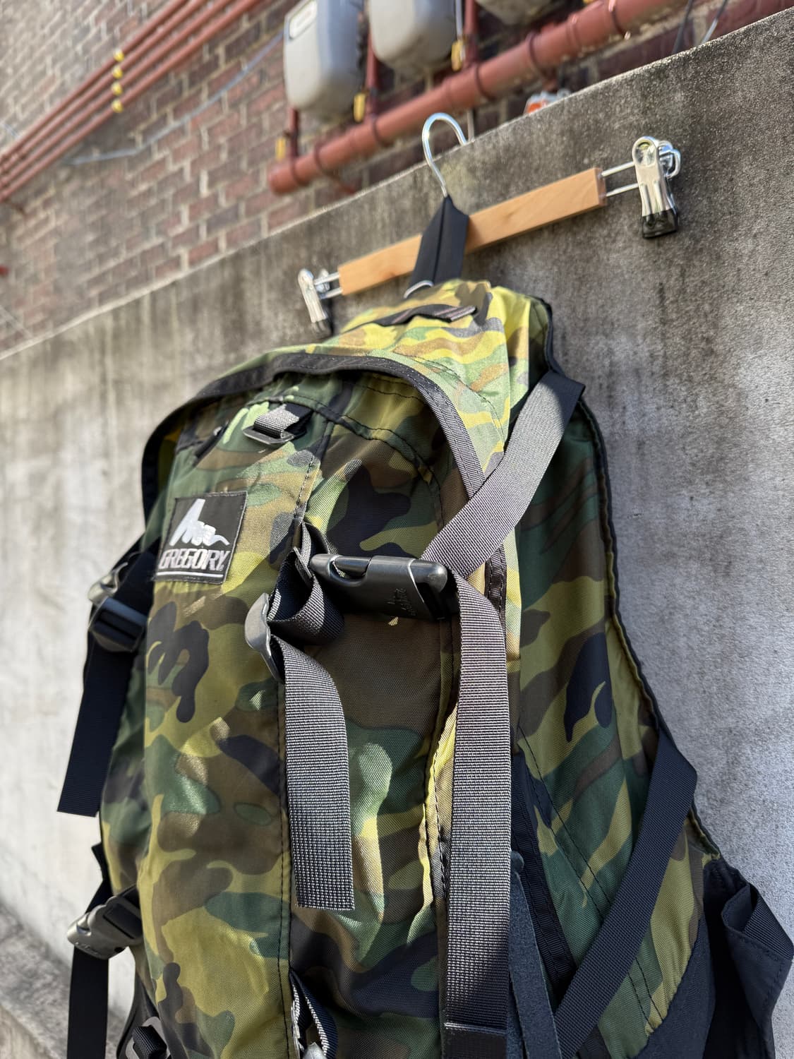 구로고 올드 그레고리 데이앤하프 카모 럭색 상품이미지6