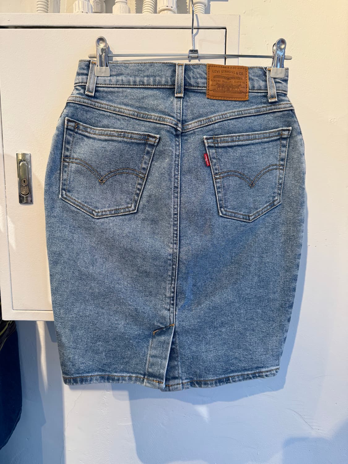 리바이스 데님 미디 스커트 상품이미지1