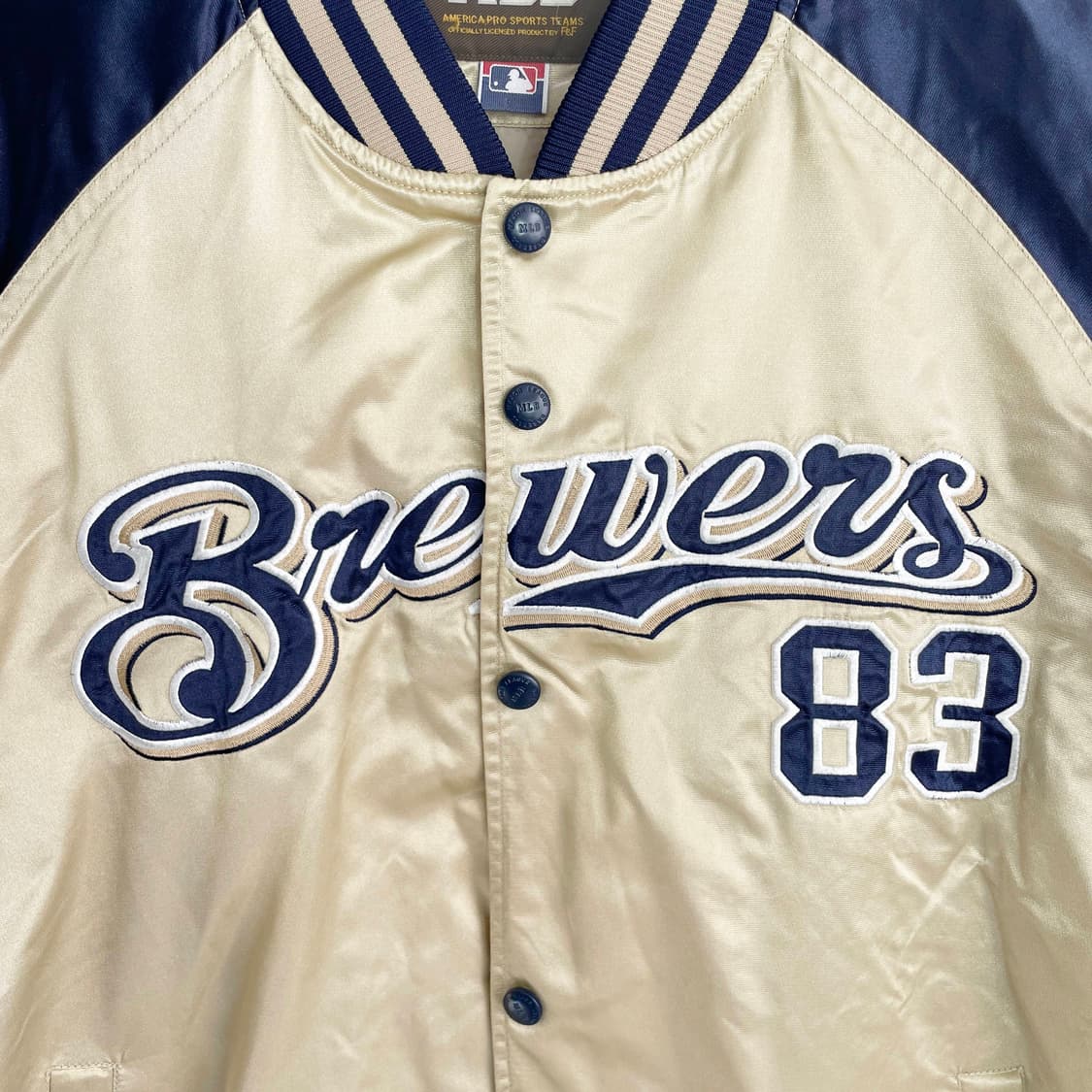 F1 엠엘비 MLB 밀워키 브루어스 바시티 자켓 XL사이즈 상품이미지4