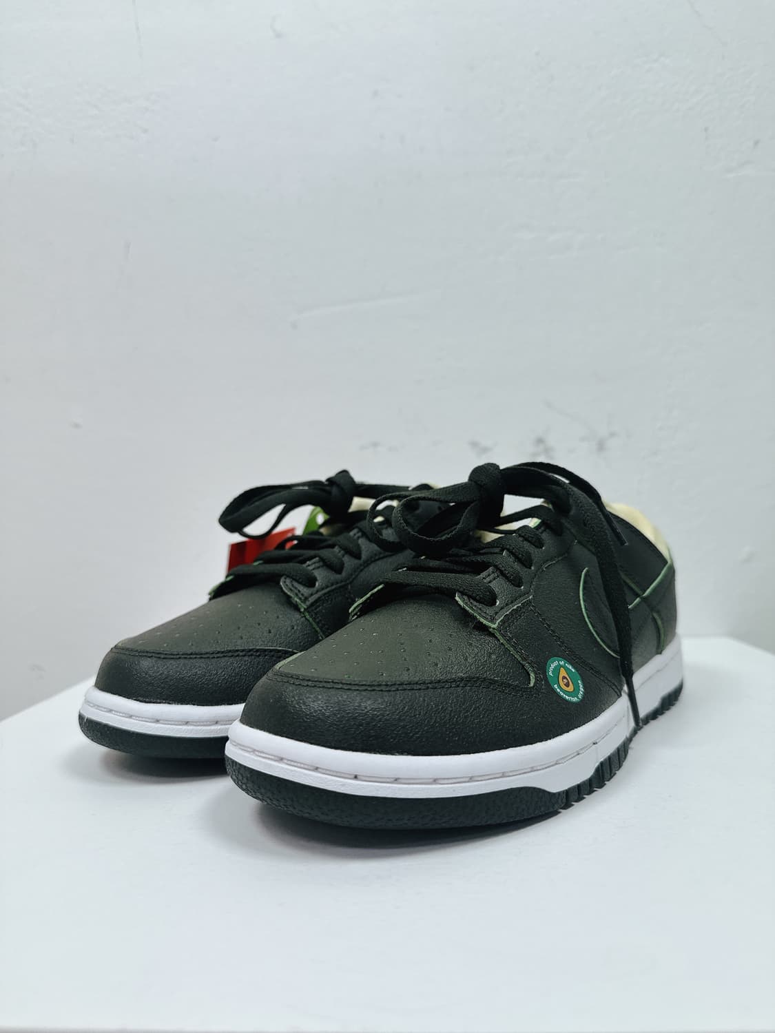(정품/새상품) NIKE 나이키 여성 아보카도 덩크 로우 스니커즈 상품이미지1