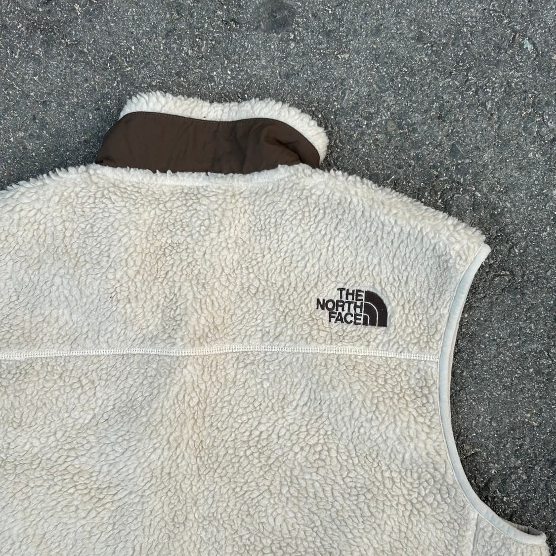 노스페이스 양털 뽀글이 조끼 아이보리 브라운 XL 상품이미지5