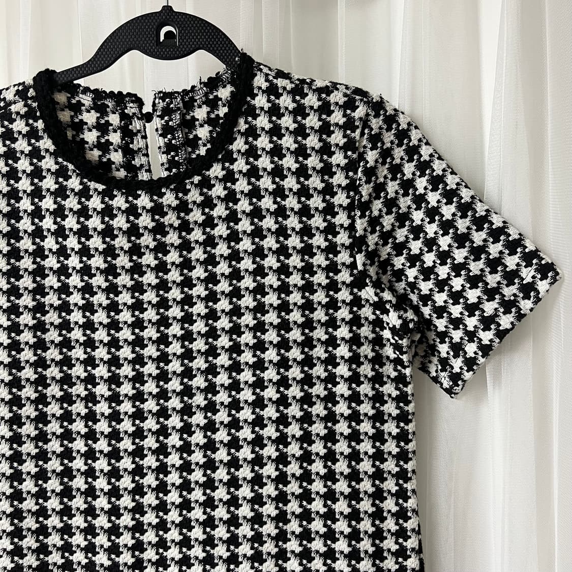 PLUVIA 백화점 퀄리티 하객룩 하운드투스 반팔 미니 원피스 상품이미지2