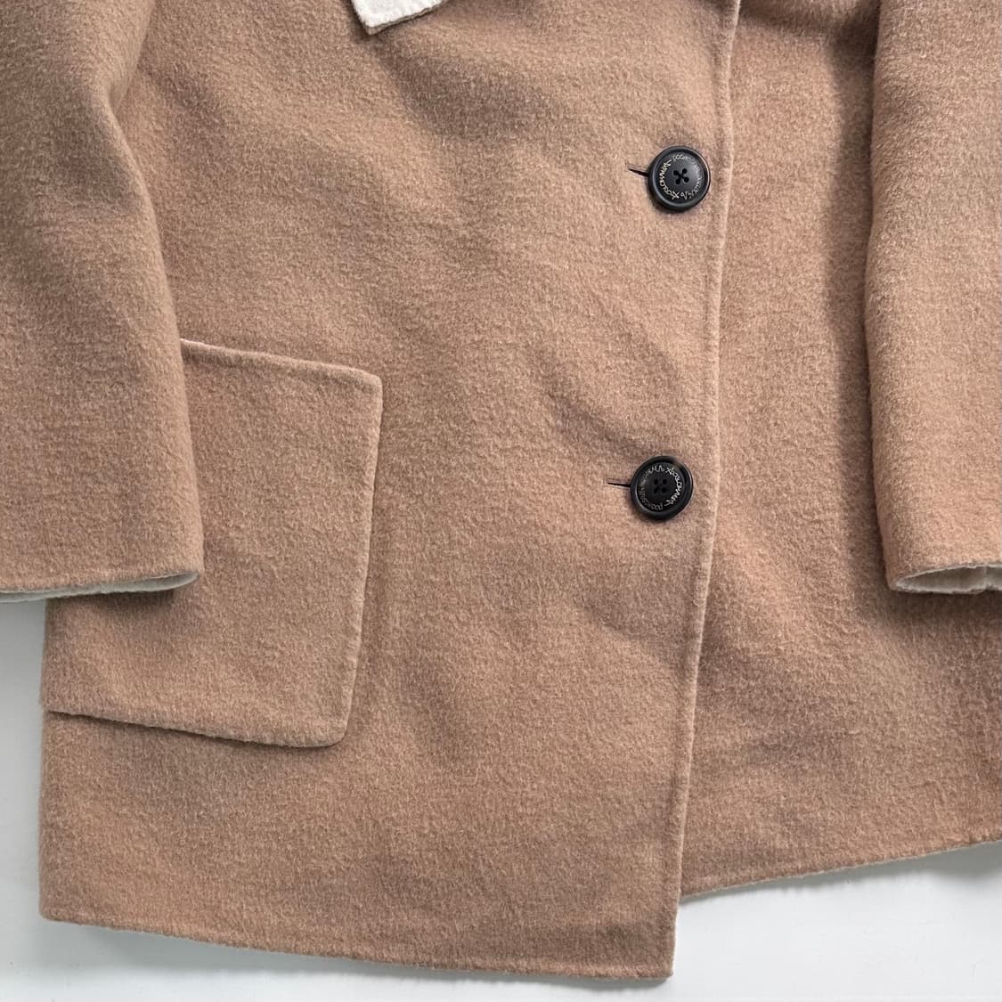 비비안 웨스트우드 울 베이지 코트 상품이미지3