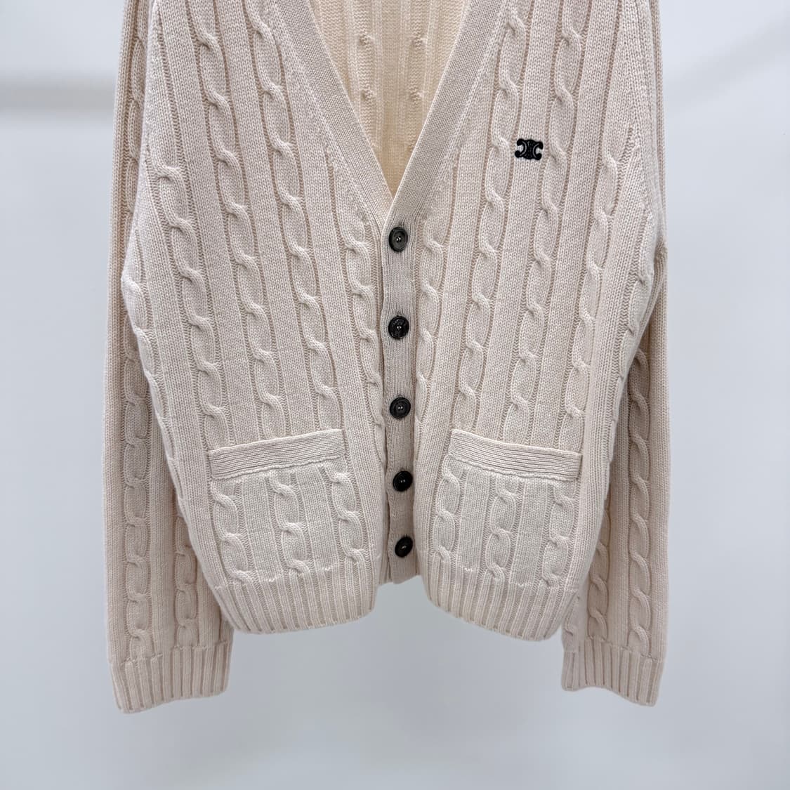 [S+급/XL] 셀린느 트리오페 캐시미어 케이블 니트 가디건 아이보리 상품이미지4