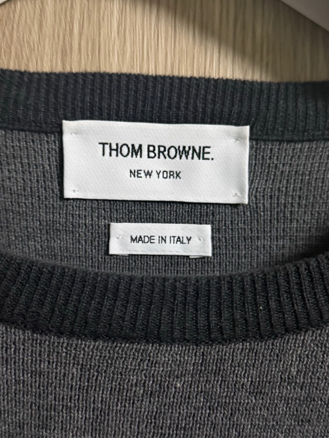 톰브라운 밀라노스티치 암밴드 펀믹스 니트 4 상품이미지3