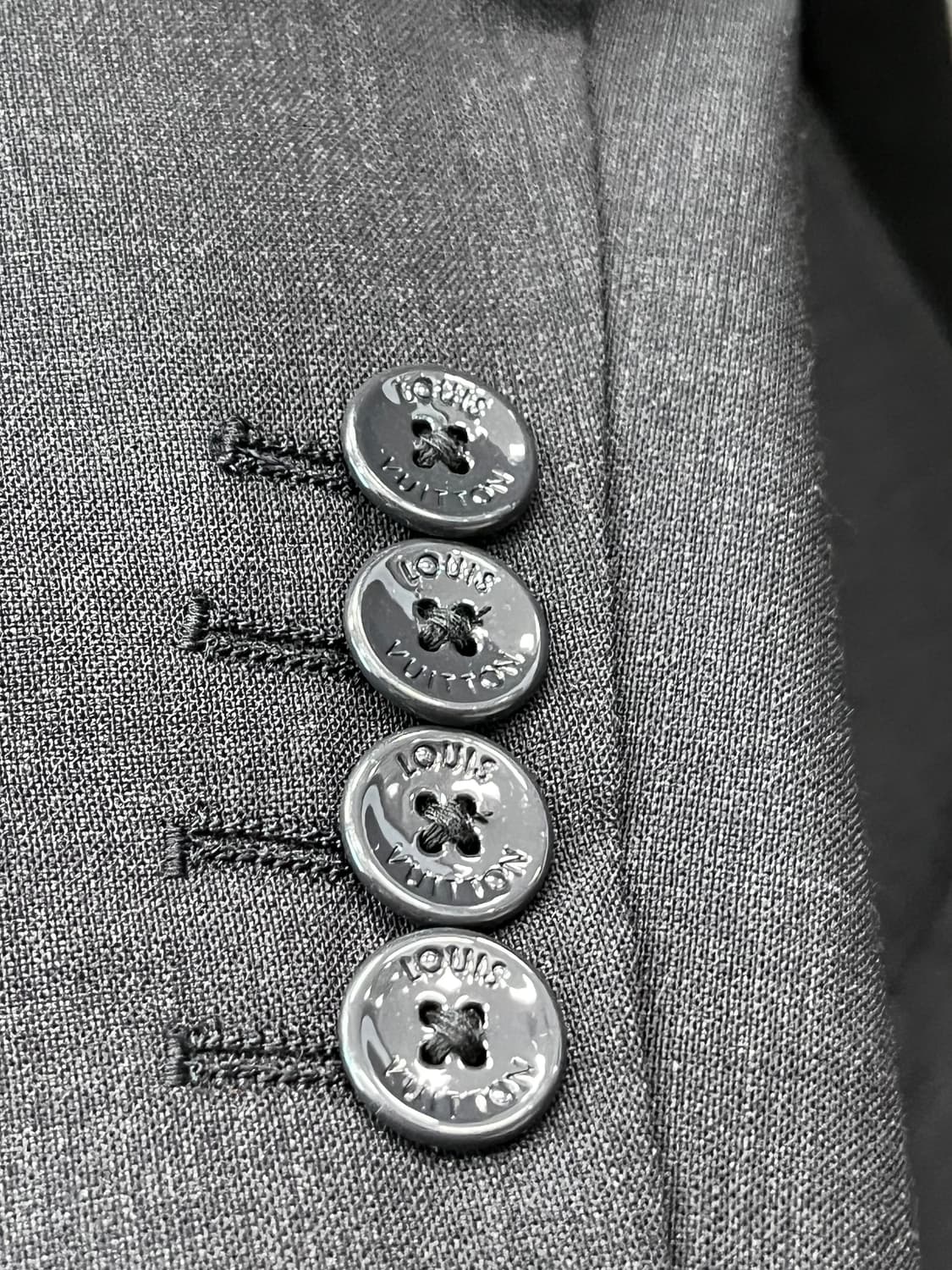 110,35-36) 루이비통 유니폼 더블슈트 상품이미지4