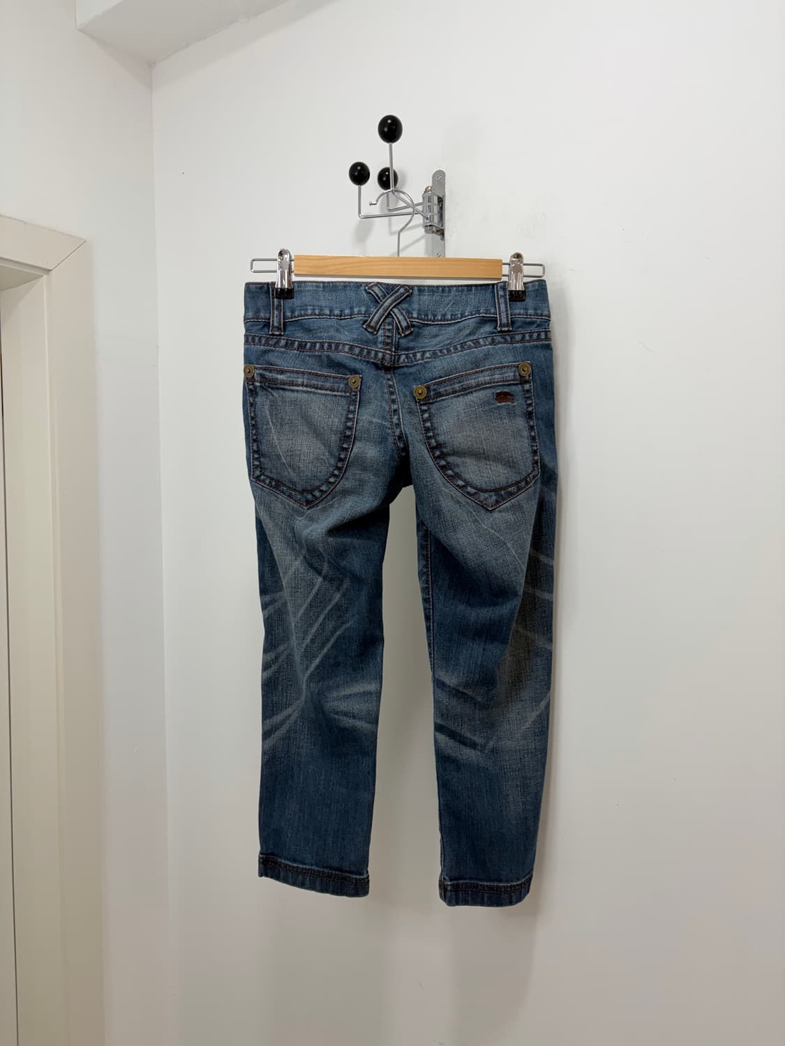 버버리 로고 자수 데님 카프리 팬츠 바지 상품이미지6