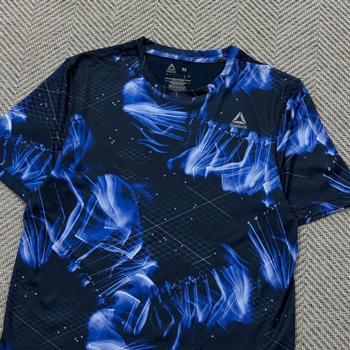 리복 그래픽 프린팅 티셔츠 v3007 상품이미지3