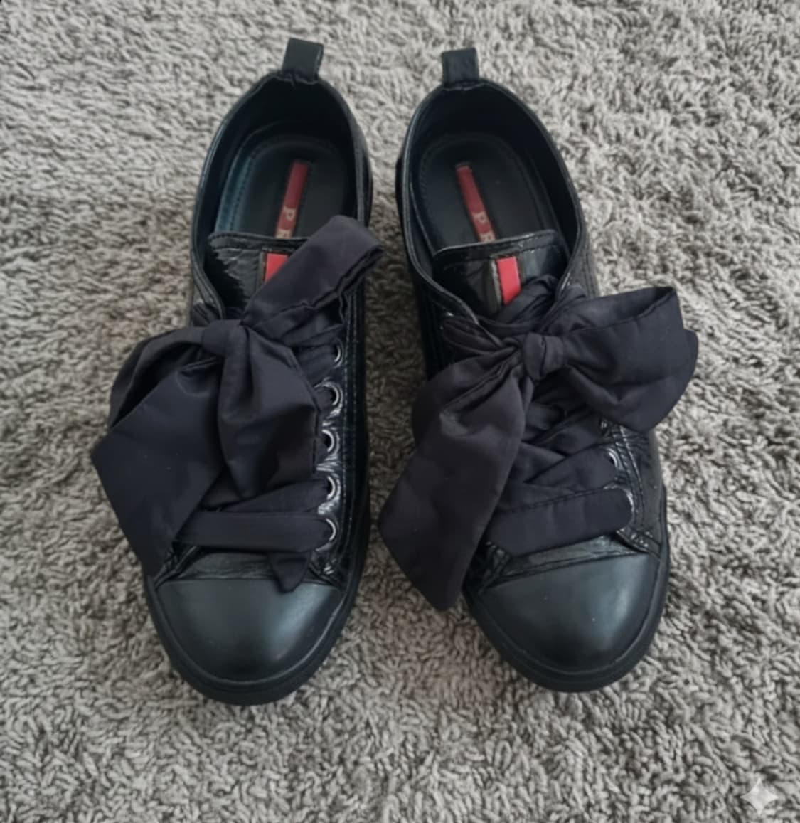 프라다 스포츠 리본 스니커즈 상품이미지1