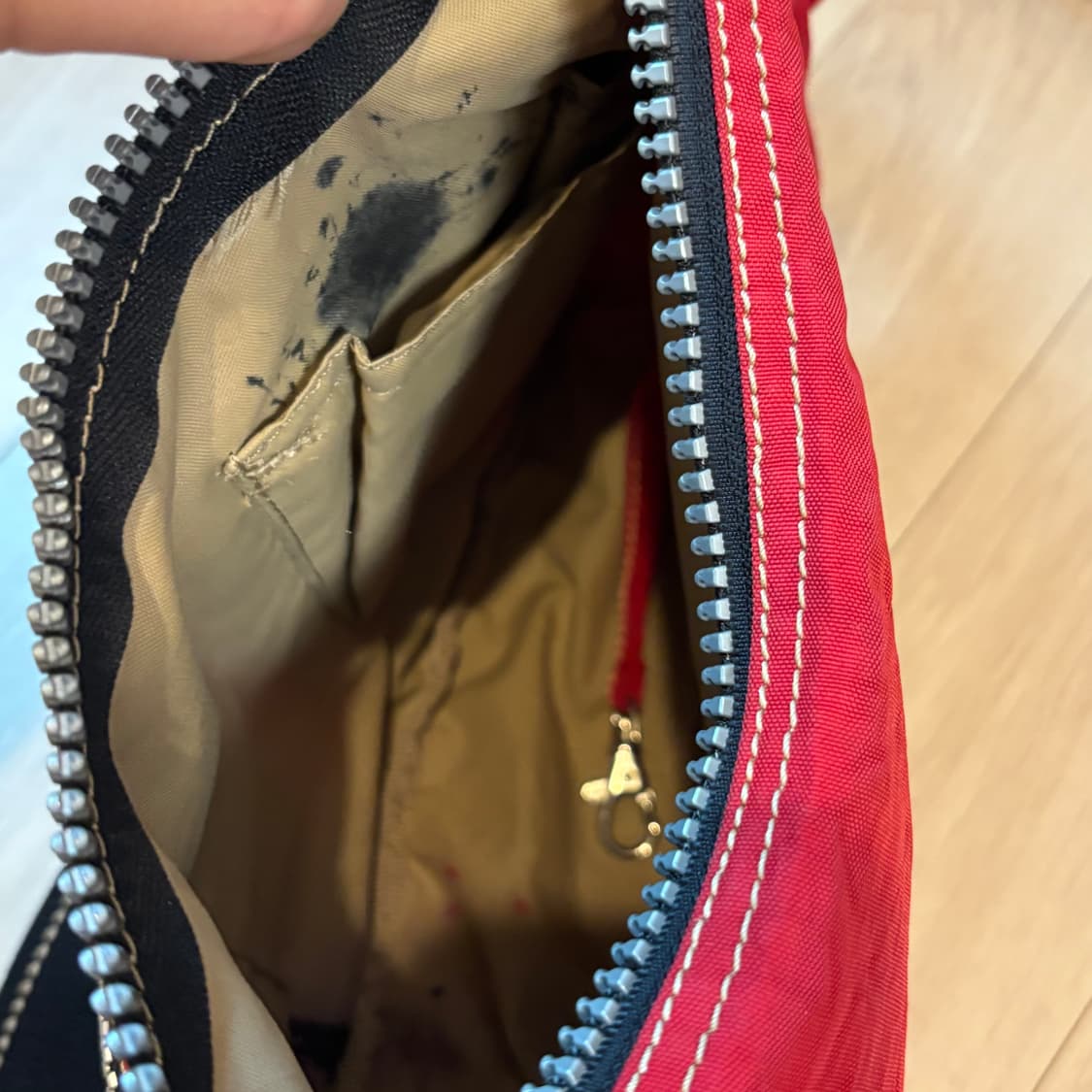 키플링 레드 숄더 크로스백 상품이미지10