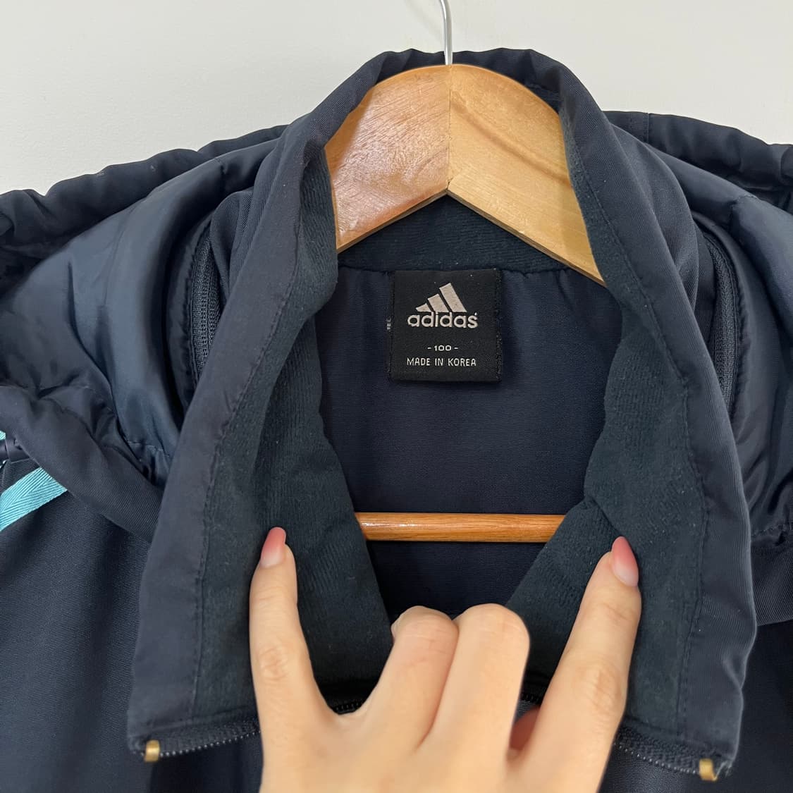아디다스 하늘색 삼선 네이비 패딩 수트 자켓 상품이미지9