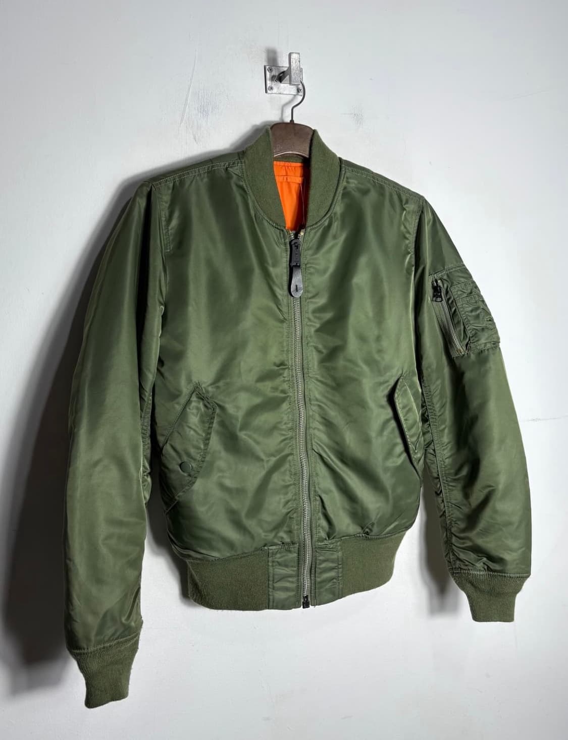 알파인더스트리 ma-1 카키 M 상품이미지2