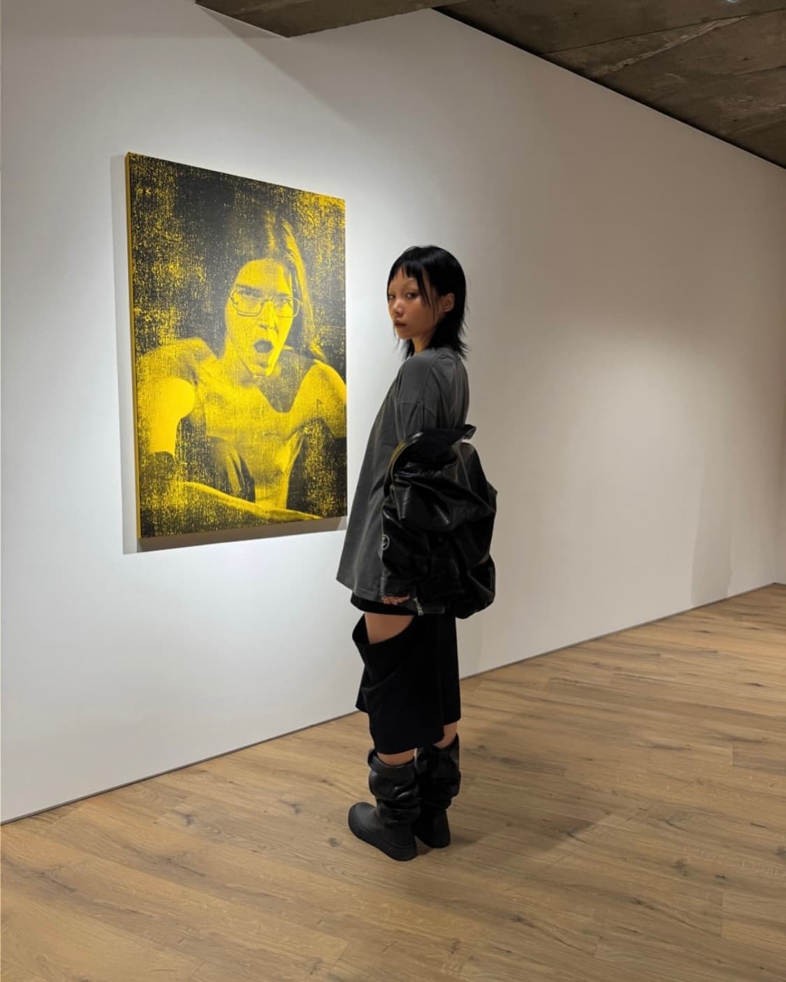 veining 베이닝 컷아웃스트랩미디스커트 상품이미지4