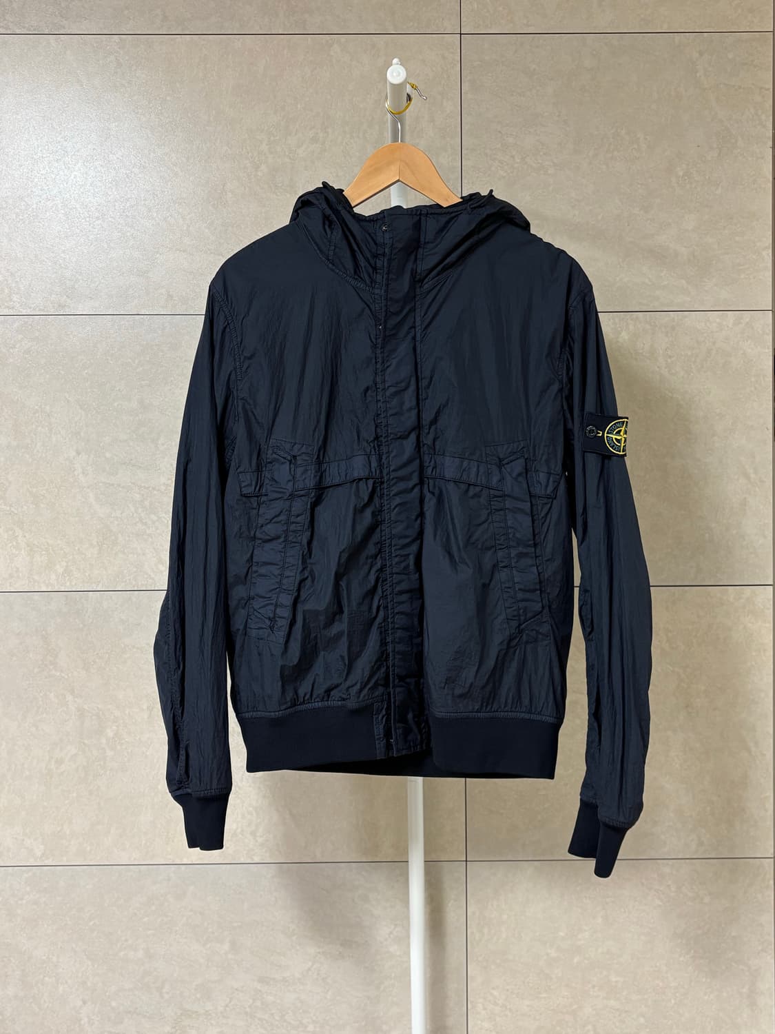 스톤아일랜드 맴브라나 바람막이 상품이미지1