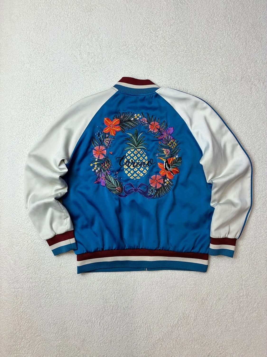 앤아더스토리 네츄럴 자수 스카쟌 자켓 PN5885 상품이미지1