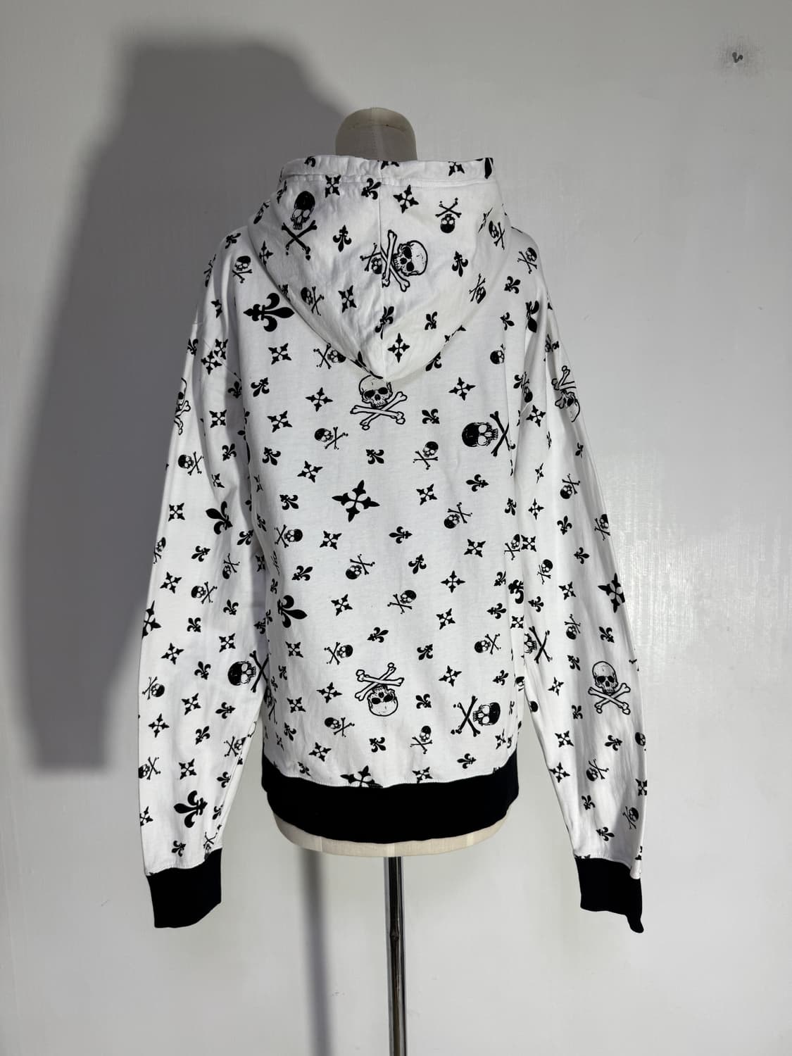 Beaumont carr 스컬 크로스본 후드집업 상품이미지4