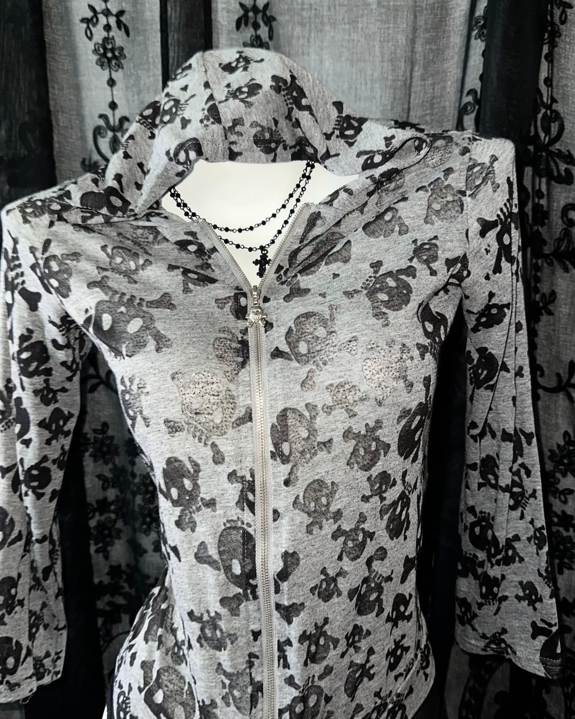 Gray Skull Zip-up 상품이미지2