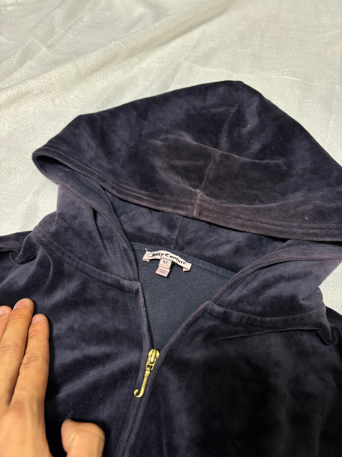 “Juicy Couture” Navy Velvet Y2K Design H 상품이미지6