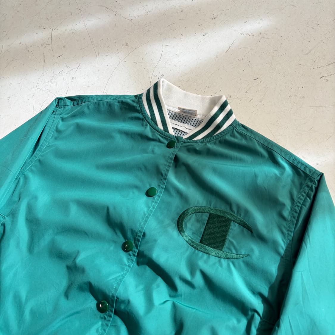 챔피온x이 하이픈 월드 갤러리 빈티지 바시티 자켓 S 상품이미지4