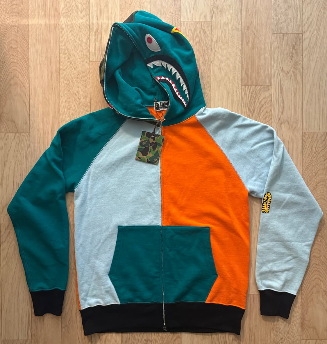 BAPE 샤크 풀집업 후드 / 새상품 태그O / 희귀 컬러 / L 상품이미지1