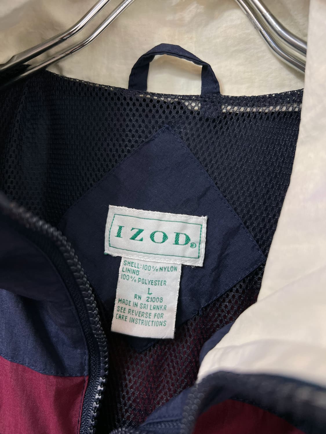 IZOD Color-Blocking Nylon Jacket 상품이미지4