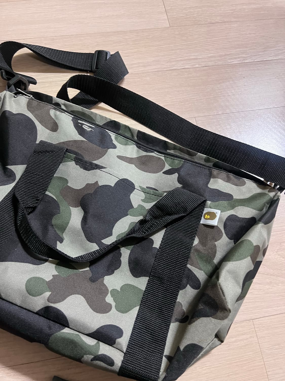 BAPE  베이프 크로스백 상품이미지2