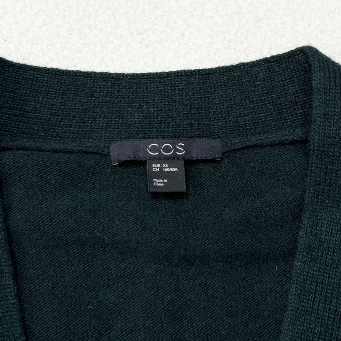 COS 카키 울 가디건 XS 상품이미지3