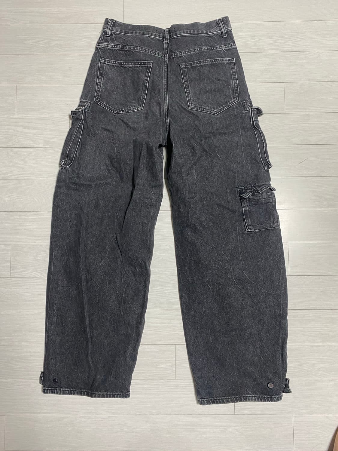 자라 유틸리티 카고 진 블랙 상품이미지2