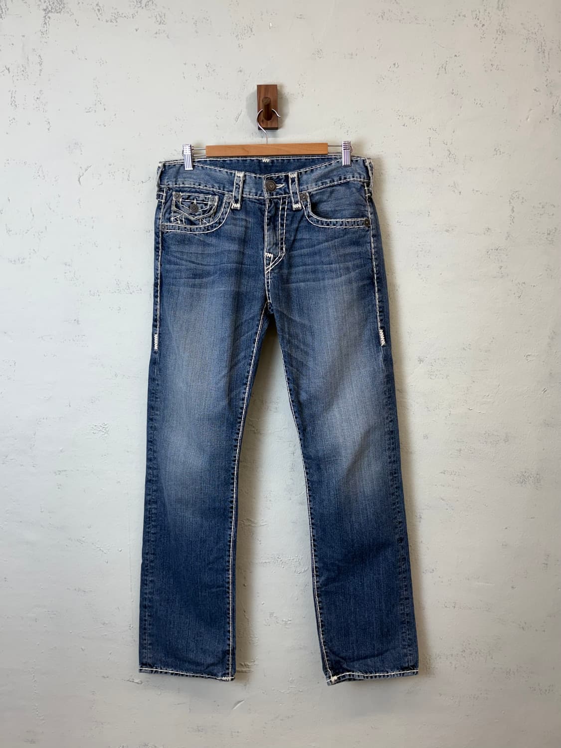 트루릴리전 빈티지 워싱 데님팬츠 상품이미지1