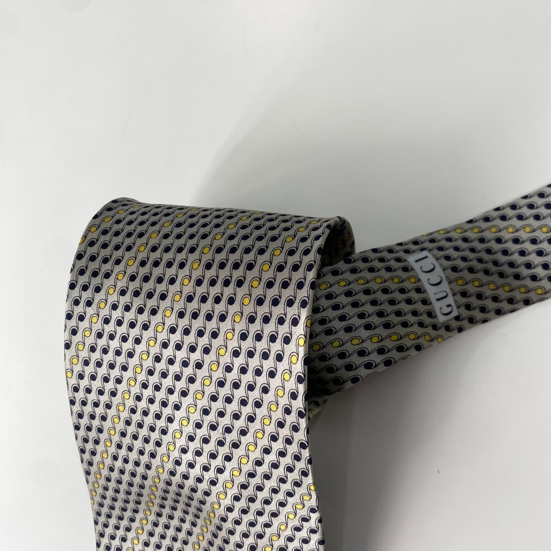 택부착 미사용품 구찌(GUCCI) 명품 정품 넥타이 상품이미지5