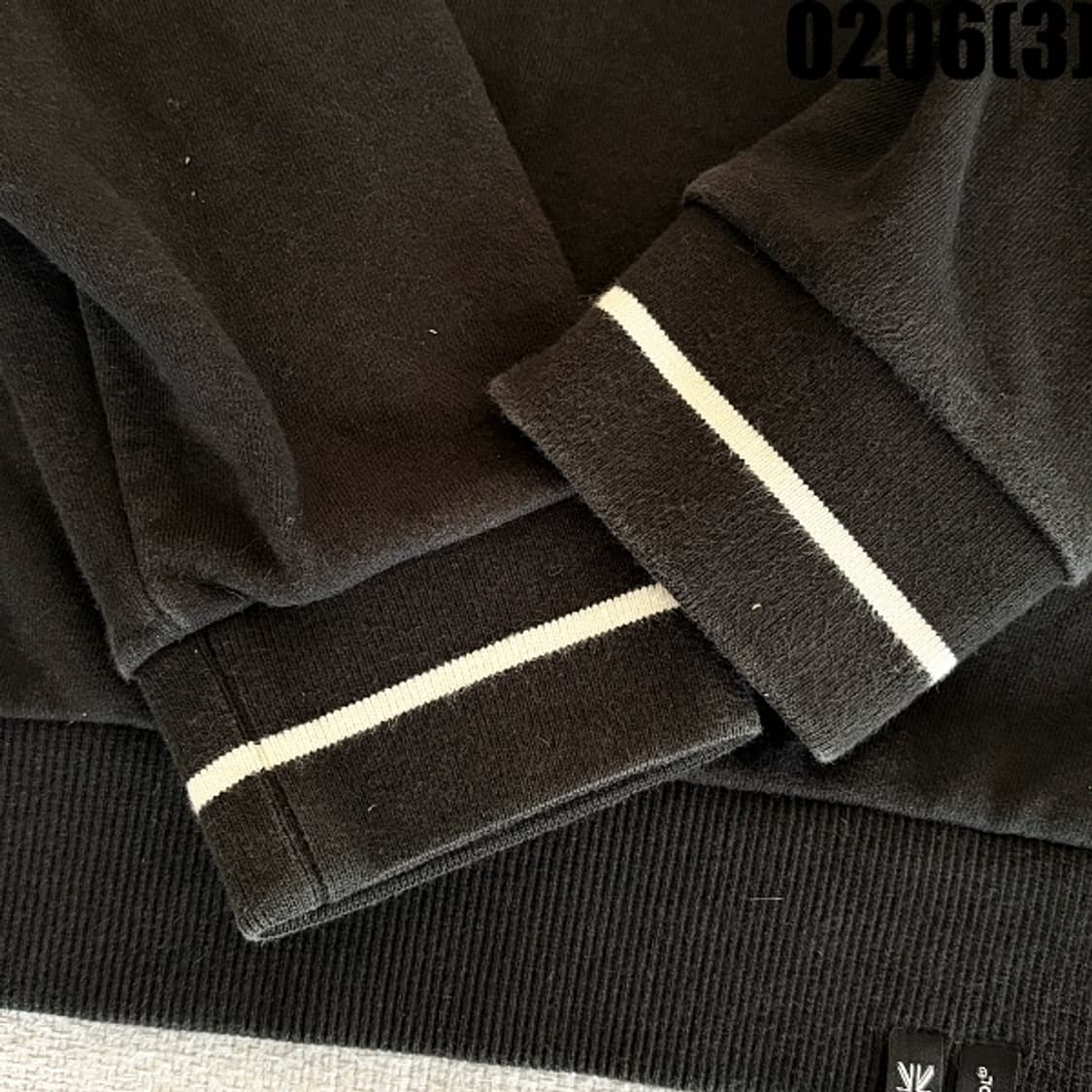 L 캉골 블랙 라운드넥 긴팔 맨투맨 0206(3) 상품이미지3