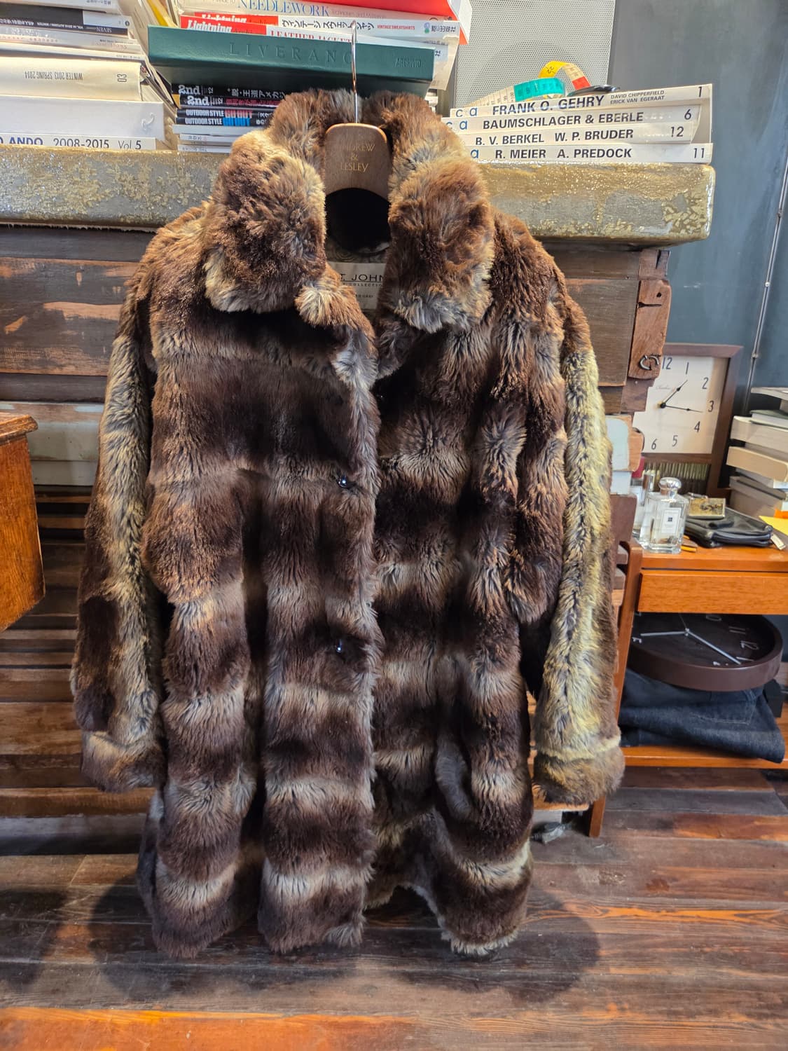 션존 에코퍼 코트 상품이미지7