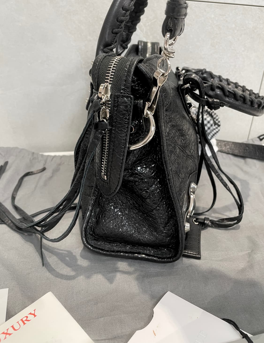 정품 발렌시아가 모터백 스몰 블랙 상품이미지6