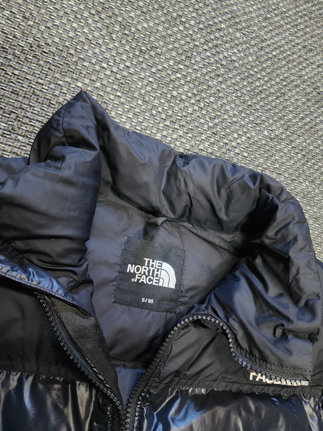 노스페이스 여성 눕시 하이브리드 볼 다운 패딩 85 S 상품이미지5