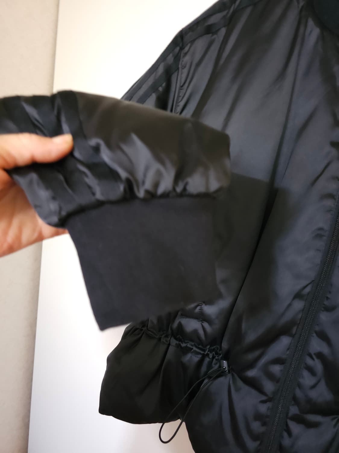 아디다스 블랙 봄버 패딩 자켓 상품이미지7