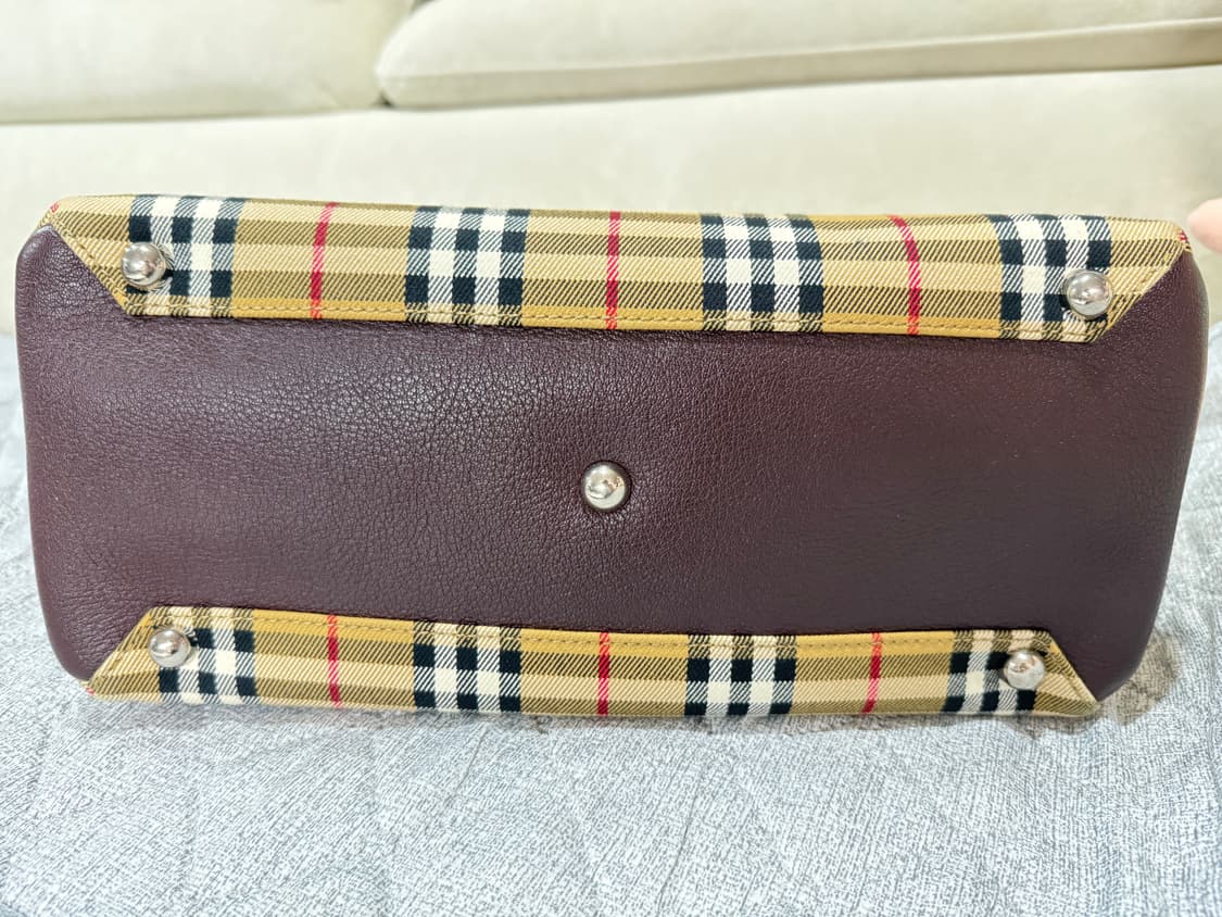 버버리 미디엄 빈티지 체크 배너 토트백 상품이미지2