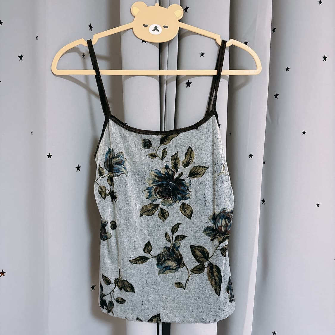 레스트로즈 벨벳 벨루아 슬리브리스 나시 / 블랙페어리 상품이미지1