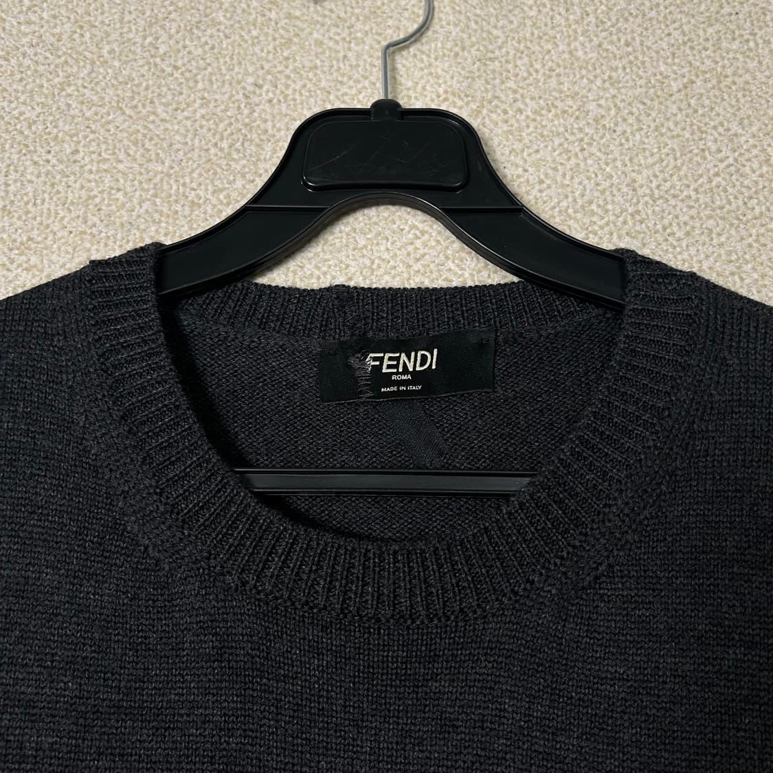 (54) 펜디 버진울 풀오버 니트 조끼 상품이미지6