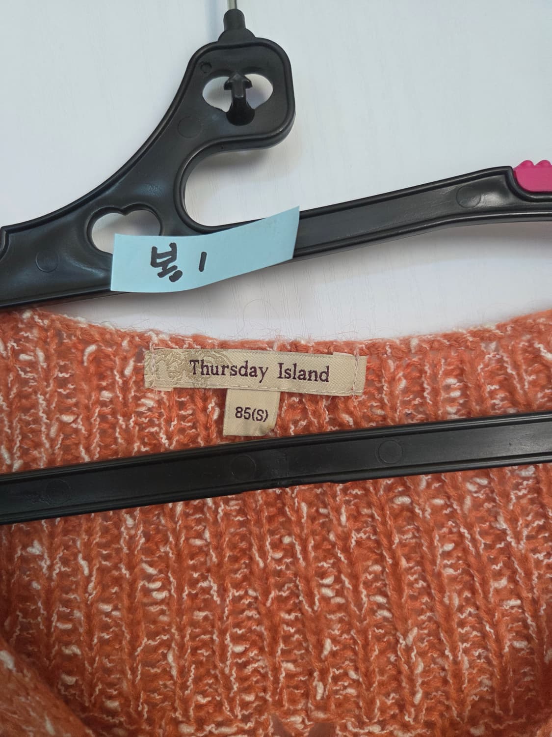 써스데이 아일랜드  니트 상품이미지5