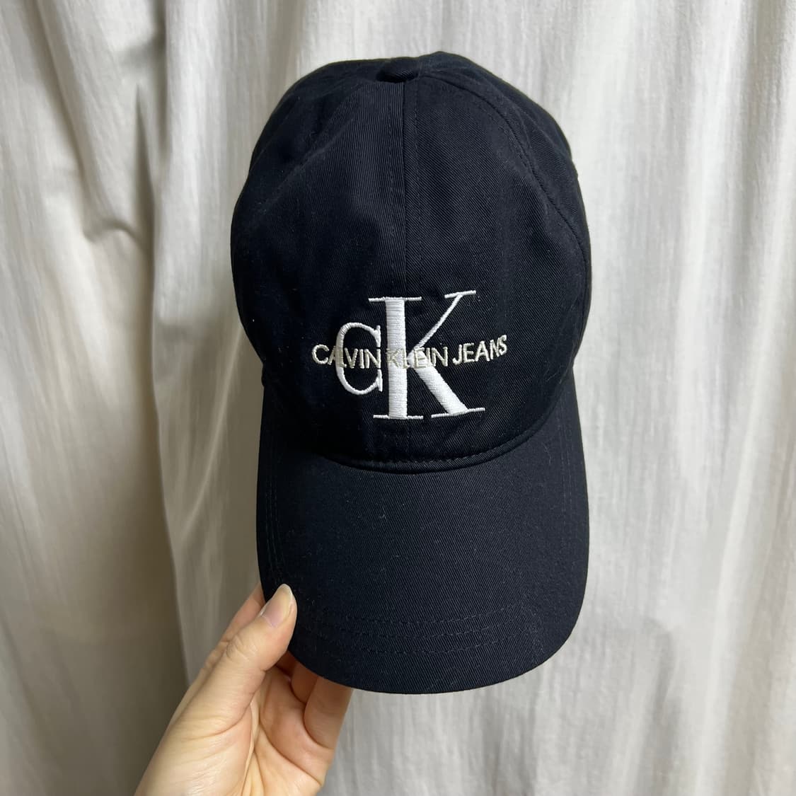 캘빈클라인 볼캡 상품이미지1