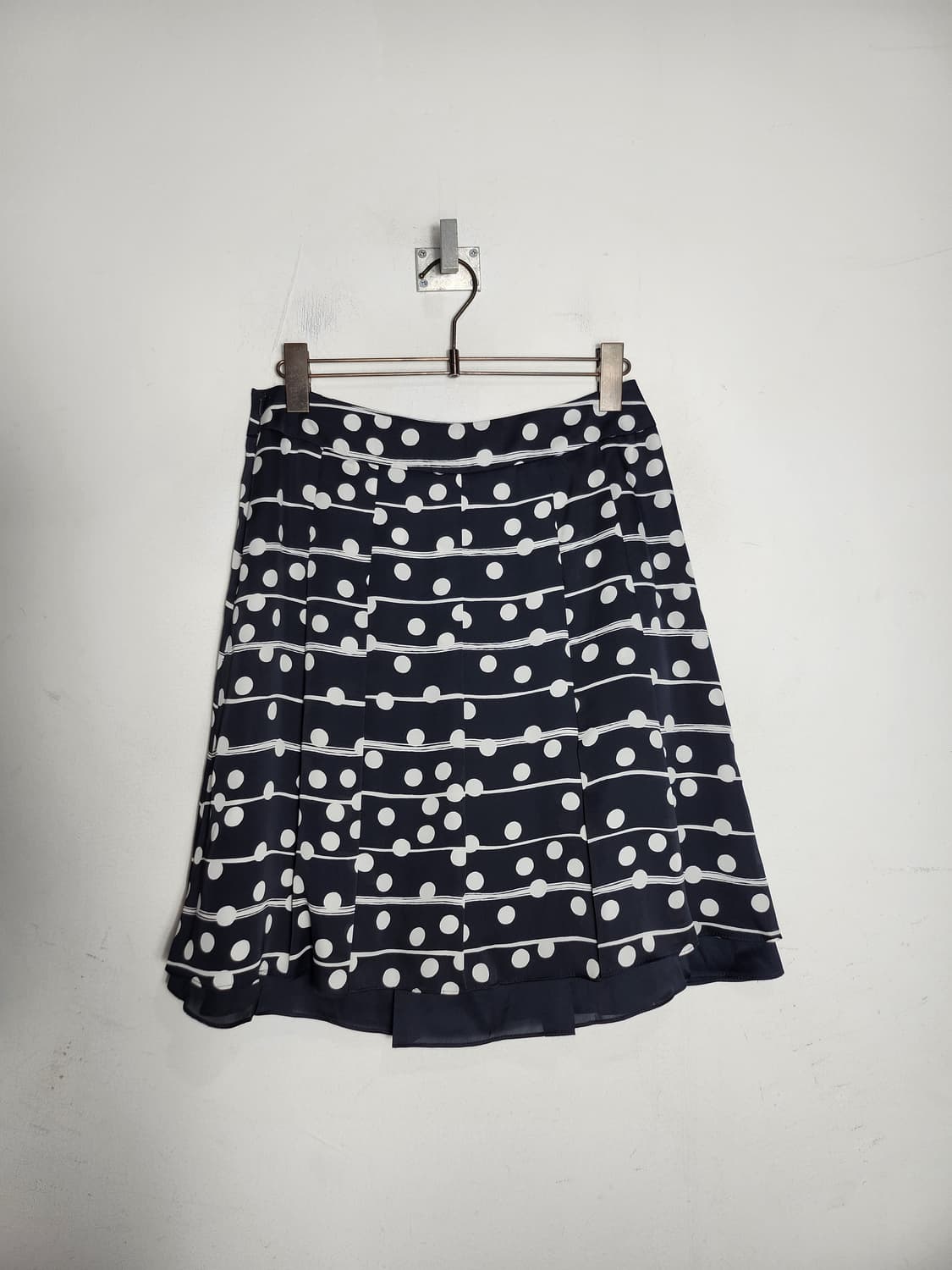 YETTS 도트 플리츠 미디 스커트 상품이미지1