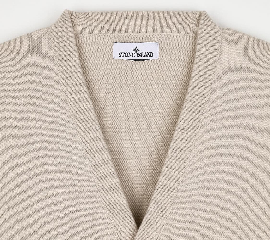 [S급] 스톤 아일랜드 질롱 울 니트 가디건 스투코 판매합니다!!! 상품이미지3