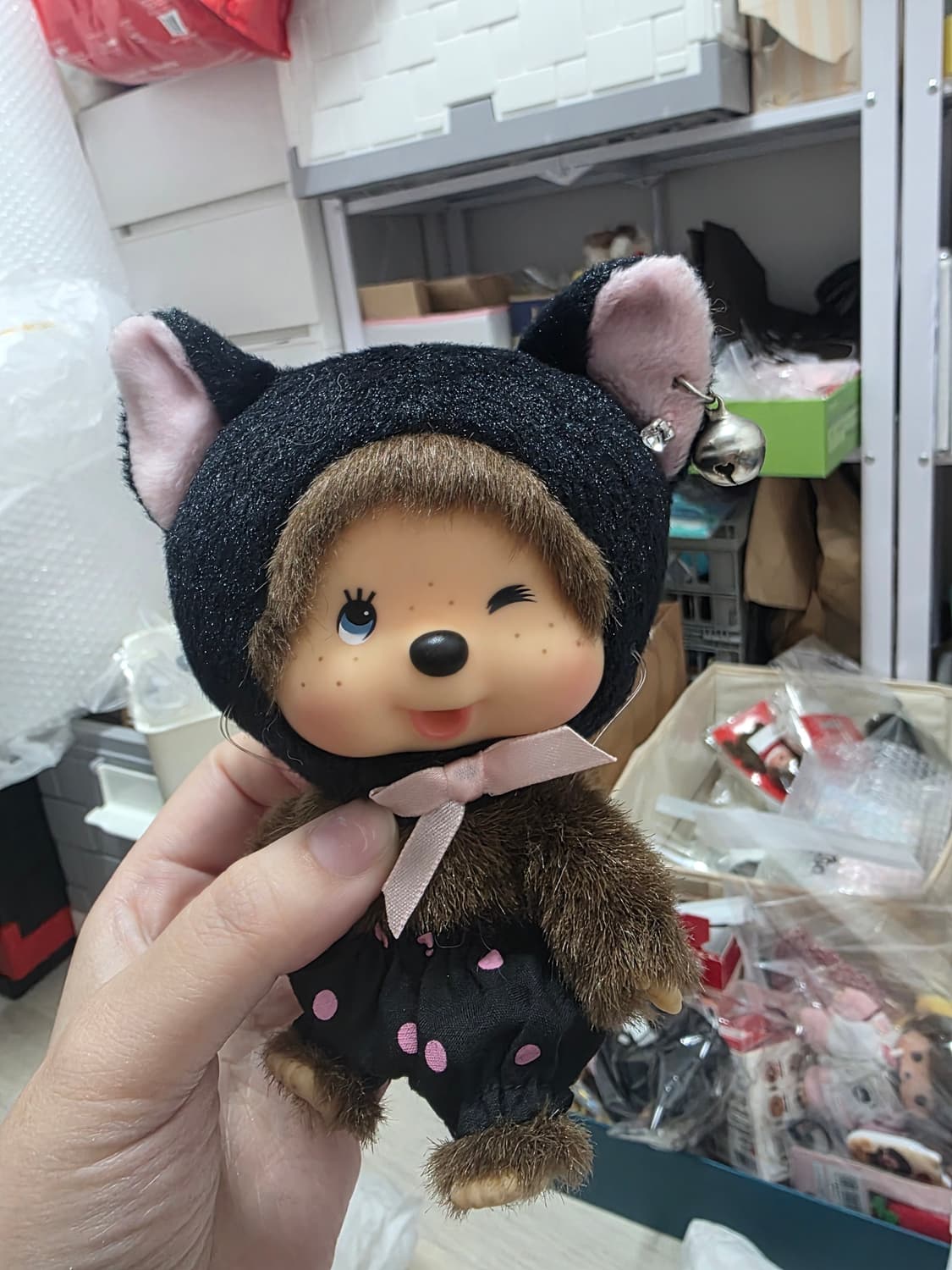 블랙 윙크캣 몬치치 상품이미지1