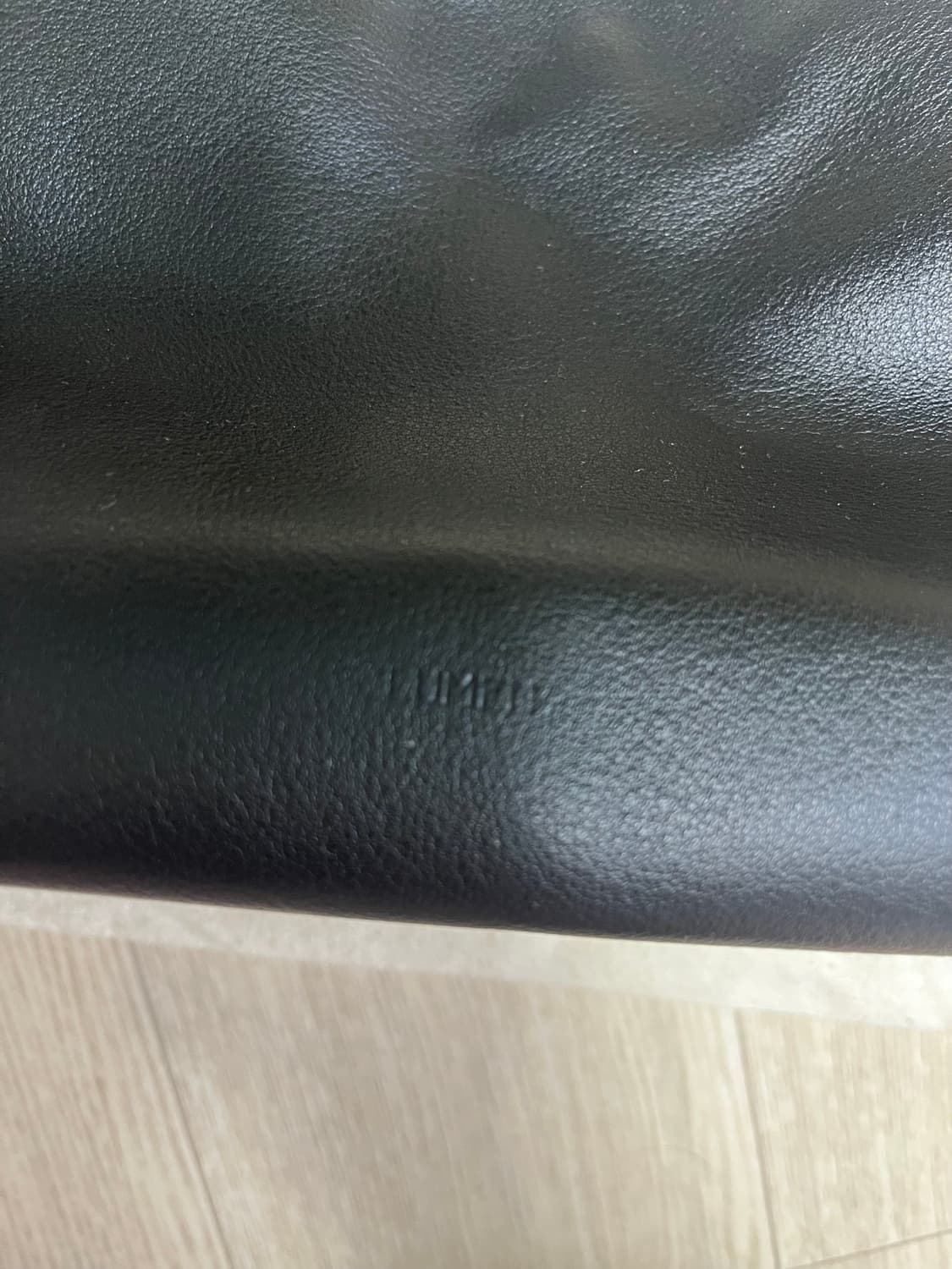 아뜰리에드루멘 필로우백 블랙 상품이미지3