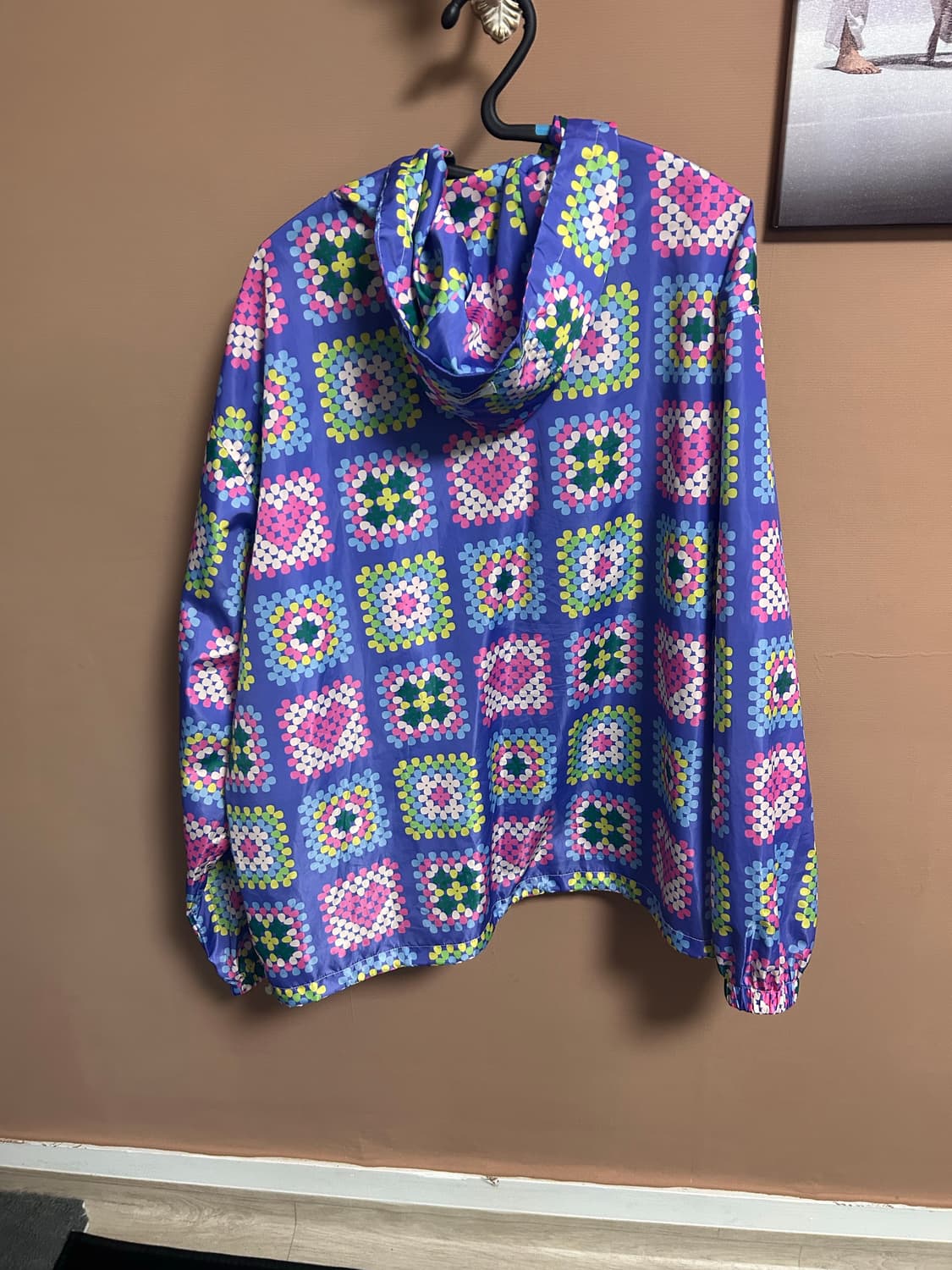 론론 하트 크로셰 패턴 후드 윈드브레이커 라이트 퍼플 상품이미지7