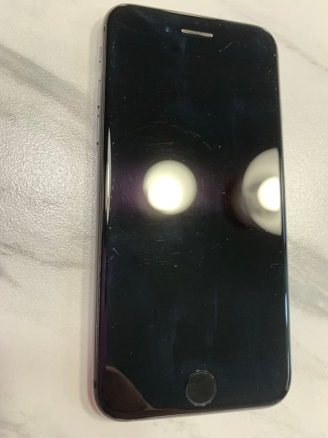 아이폰8 256GB 상품이미지3