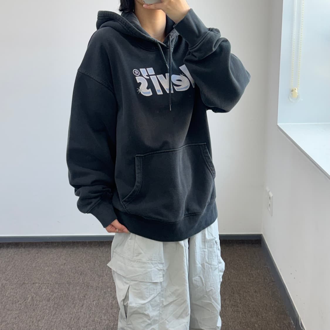 Levis 리바이스 로고 블랙 후드티 상품이미지2