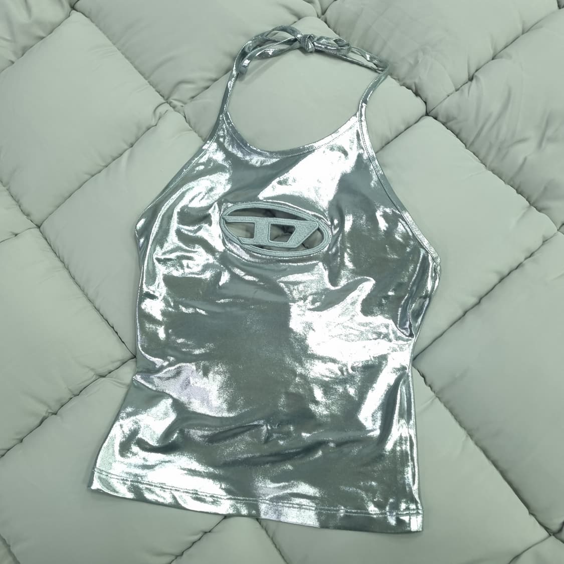 DIESEL 디젤 D로고 실버 홀터넥 블랙핑크 지수착용 상품이미지1